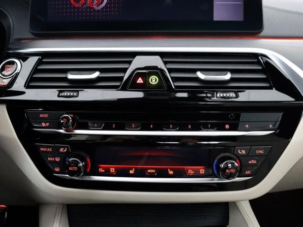 BMW 5 серии VII (G30/G31/G38) Рестайлинг с пробегом 2021 года, цена 5 500 000 рублей, 115950 км, седан, Автокод Объявления