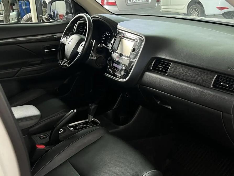 Mitsubishi Outlander III Рестайлинг 2 Волгоград  - изображение 18