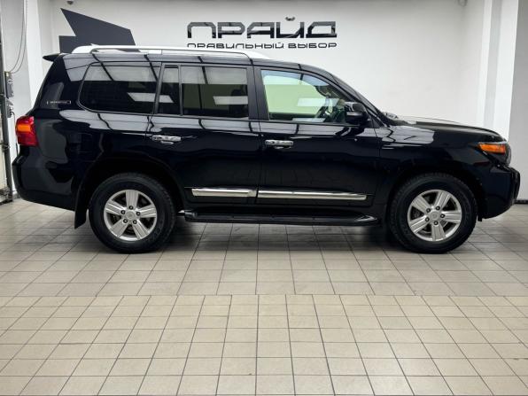 Toyota Land Cruiser 200 Series Рестайлинг 1 с пробегом 2014 года, цена 5 599 000 рублей, 180045 км, внедорожник, Автокод Объявления