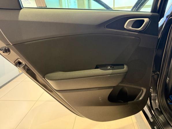 Kia Ceed III Рестайлинг с пробегом 2022 года, цена 2 089 000 рублей, 75000 км, хэтчбек, Автокод Объявления