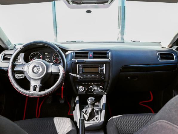 Volkswagen Jetta VI с пробегом 2013 года, цена 542 000 рублей, 262345 км, седан, Автокод Объявления