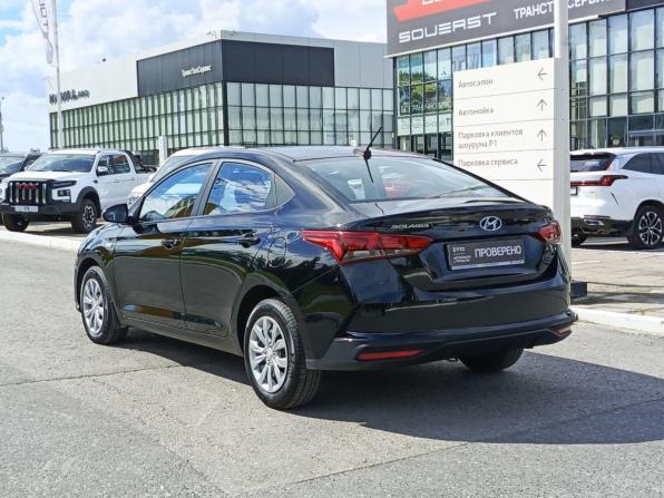 Hyundai Solaris II Рестайлинг с пробегом 2022 года, цена 1 747 000 рублей, 62679 км, седан, Автокод Объявления