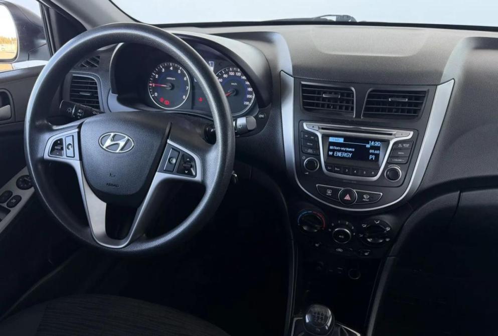 Hyundai Solaris I Рестайлинг Киров  - изображение 11