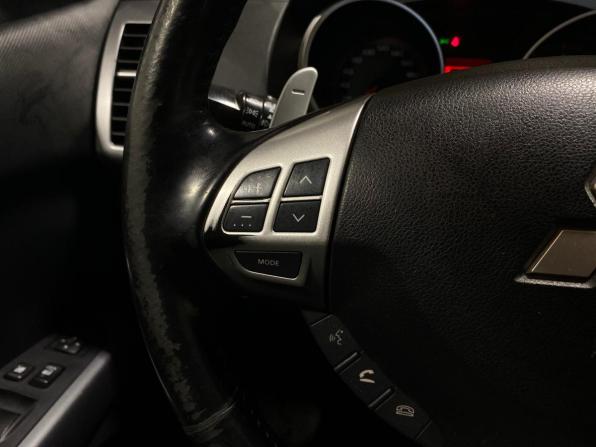 Mitsubishi Outlander II с пробегом 2008 года, цена 1 070 000 рублей, 180997 км, внедорожник, Автокод Объявления