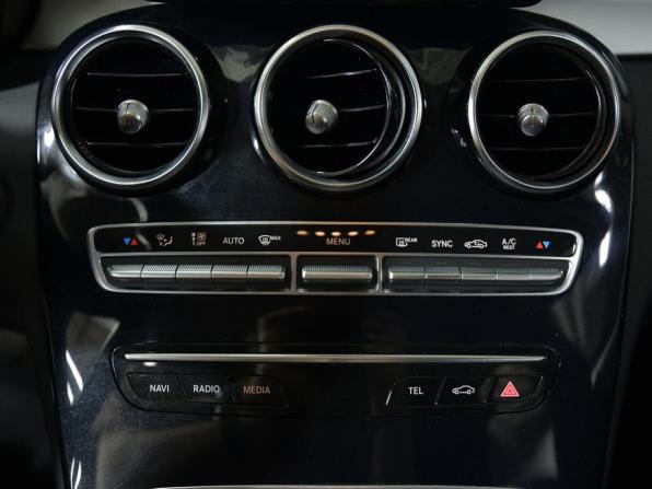 Mercedes-Benz C-Класс IV (W205) Рестайлинг с пробегом 2018 года, цена 2 450 000 рублей, 85739 км, седан, Автокод Объявления