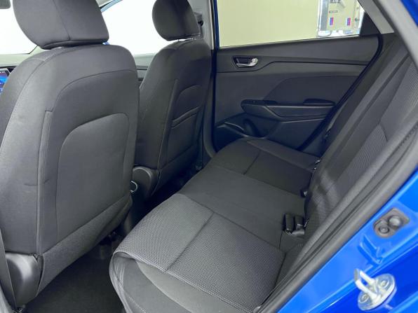 Hyundai Solaris II с пробегом 2017 года, цена 1 320 000 рублей, 91200 км, седан, Автокод Объявления