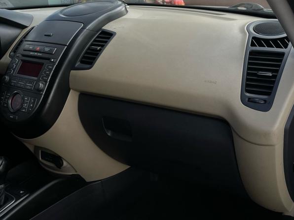 Kia Soul I Рестайлинг с пробегом 2012 года, цена 930 000 рублей, 180464 км, хэтчбек, Автокод Объявления