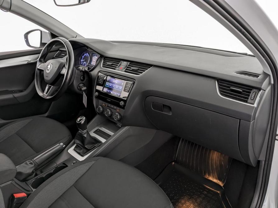 Skoda Octavia III (A7) Рестайлинг Москва  - изображение 11
