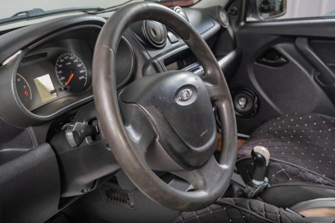 Lada (ВАЗ) Granta I Рестайлинг с пробегом 2015 года, цена 449 000 рублей, 240000 км, седан, Автокод Объявления