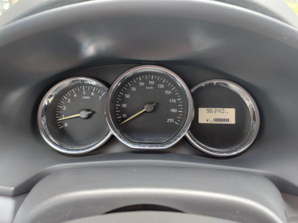 Renault Logan II с пробегом 2015 года, цена 599 000 рублей, 96339 км, седан, Автокод Объявления