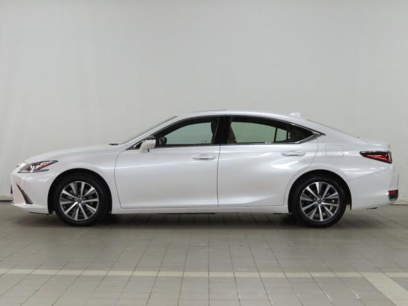 Lexus ES VII с пробегом 2018 года, цена 3 899 000 рублей, 63000 км, седан, Автокод Объявления
