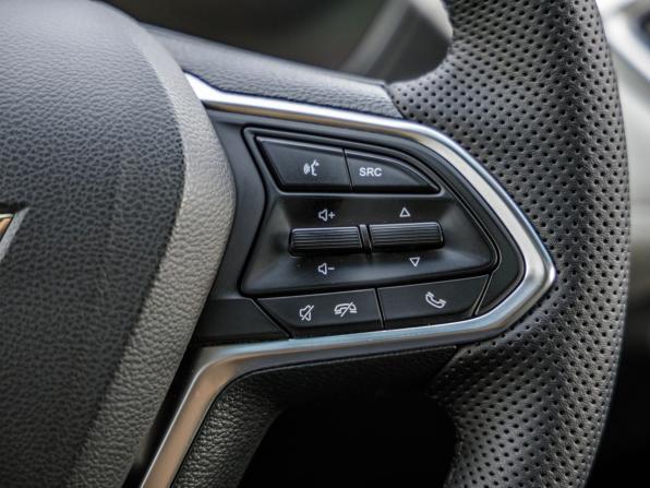 Chevrolet Captiva II с пробегом 2022 года, цена 2 198 000 рублей, 65290 км, внедорожник, Автокод Объявления