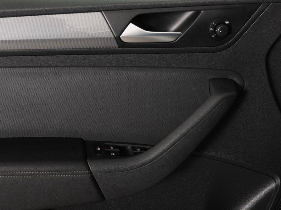 Volkswagen Polo VI Казань  - изображение 17
