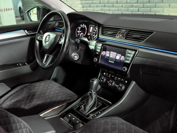 Skoda Superb III с пробегом 2017 года, цена 2 320 000 рублей, 150675 км, лифтбек, Автокод Объявления