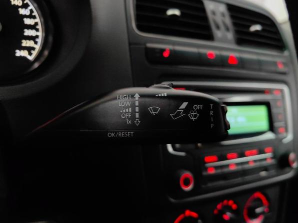 Volkswagen Polo V с пробегом 2015 года, цена 799 000 рублей, 127858 км, седан, Автокод Объявления