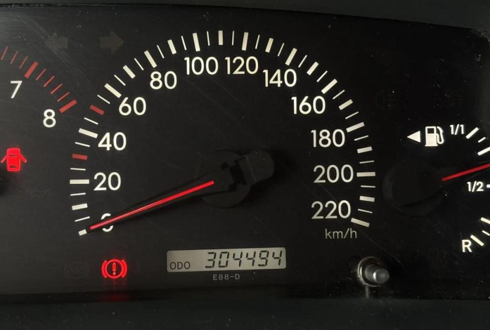 Toyota Corolla IX (E120 E130) Рестайлинг Киров  - изображение 12