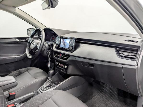 Skoda Rapid II с пробегом 2022 года, цена 1 775 000 рублей, 45272 км, лифтбек, Автокод Объявления