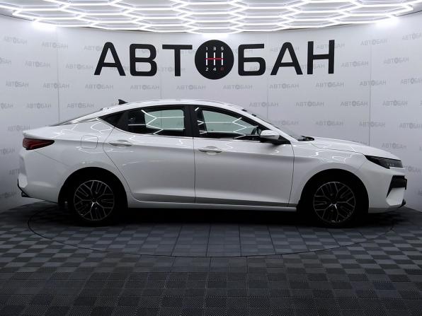 Москвич 6 с пробегом 2023 года, цена 1 369 000 рублей, 59463 км, лифтбек, Автокод Объявления