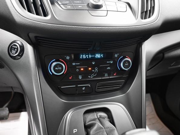 Ford Kuga II Рестайлинг с пробегом 2018 года, цена 1 595 000 рублей, 160002 км, внедорожник, Автокод Объявления