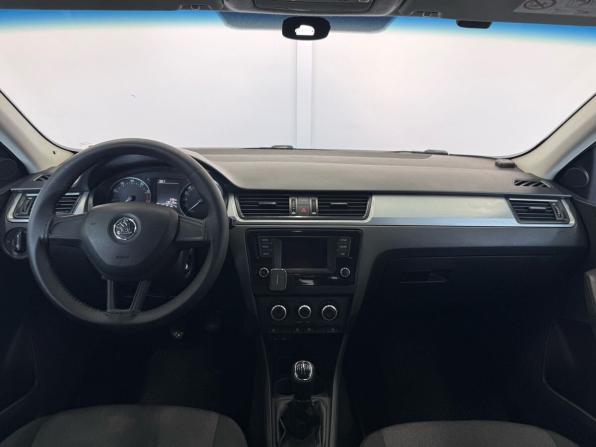 Skoda Rapid I с пробегом 2016 года, цена 949 000 рублей, 170378 км, лифтбек, Автокод Объявления