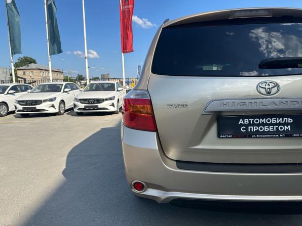 Toyota Highlander II (XU40) с пробегом 2008 года, цена 1 523 000 рублей, 262496 км, внедорожник, Автокод Объявления