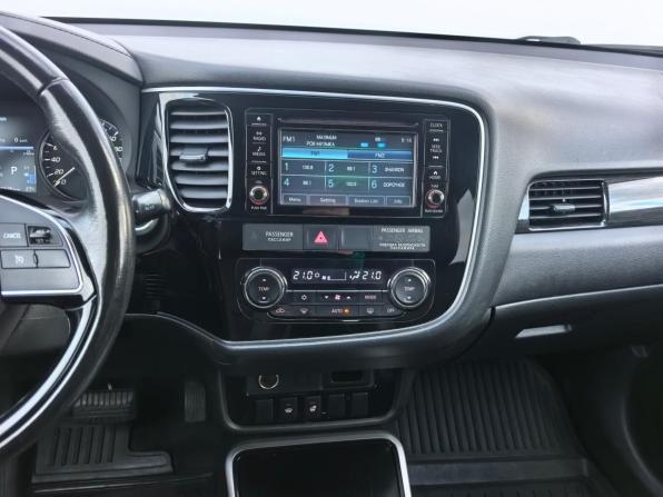 Mitsubishi Outlander III Рестайлинг 2 с пробегом 2017 года, цена 1 650 000 рублей, 170650 км, внедорожник, Автокод Объявления
