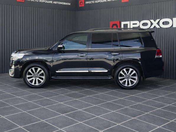 Toyota Land Cruiser 200 Series Рестайлинг 2 с пробегом 2017 года, цена 6 367 000 рублей, 274545 км, внедорожник, Автокод Объявления
