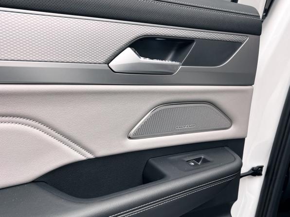 Volkswagen Tavendor I с пробегом 2026 года, цена 6 279 000 рублей, 130 км, внедорожник, Автокод Объявления