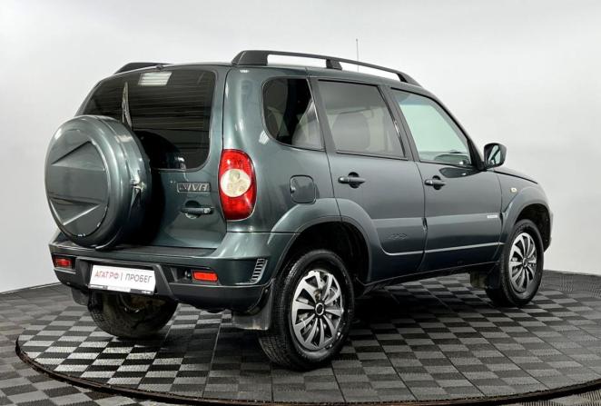 Chevrolet Niva I Рестайлинг с пробегом 2013 года, цена 535 000 рублей, 82434 км, внедорожник, Автокод Объявления