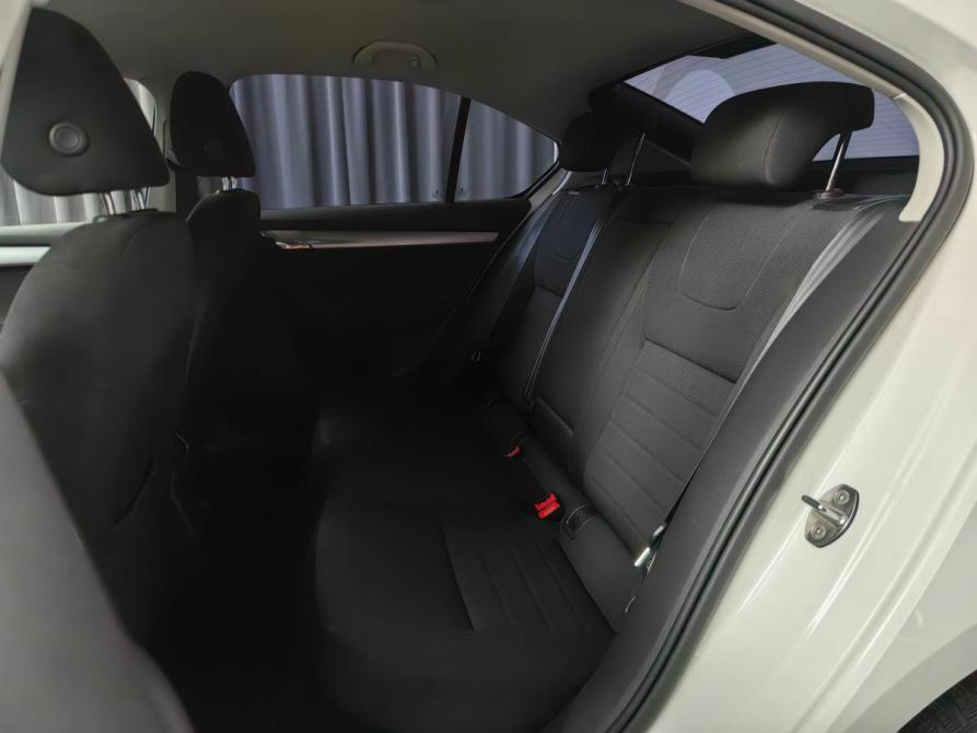 Skoda Octavia III (A7) Москва  - изображение 11