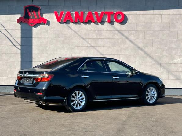 Toyota Camry VII (XV50) с пробегом 2014 года, цена 1 699 000 рублей, 239440 км, седан, Автокод Объявления