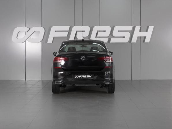 Volkswagen Polo VI с пробегом 2021 года, цена 1 619 000 рублей, 112824 км, лифтбек, Автокод Объявления