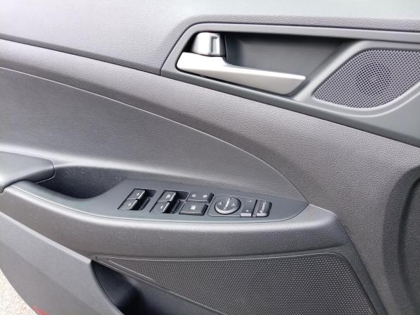 Hyundai Tucson III с пробегом 2018 года, цена 1 930 000 рублей, 155566 км, внедорожник, Автокод Объявления