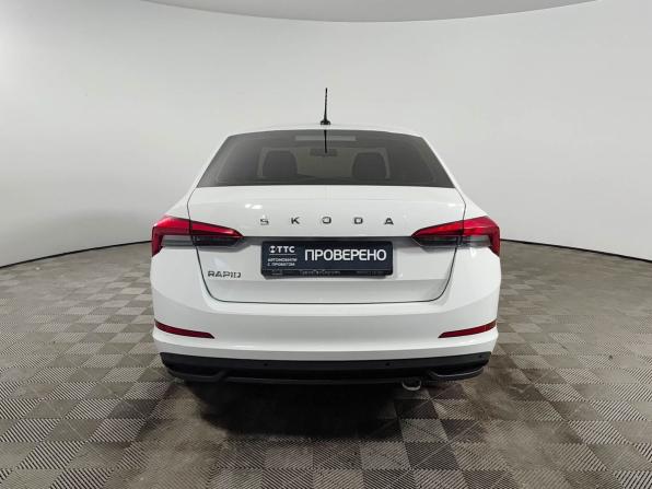Skoda Rapid II с пробегом 2021 года, цена 1 510 000 рублей, 95000 км, лифтбек, Автокод Объявления