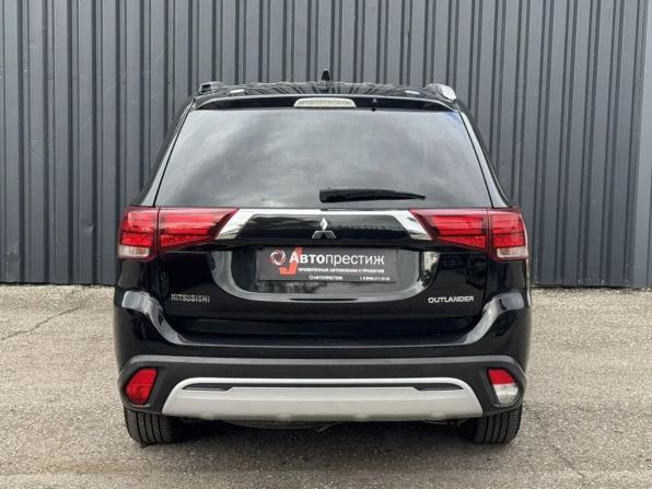 Mitsubishi Outlander III Рестайлинг 3 с пробегом 2019 года, цена 1 815 000 рублей, 160000 км, внедорожник, Автокод Объявления