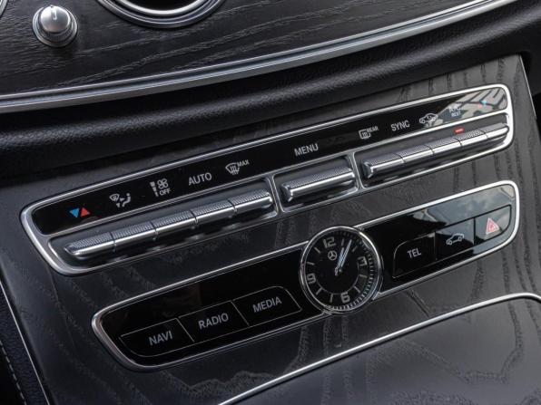 Mercedes-Benz E-Класс V (W213 S213 C238) с пробегом 2019 года, цена 3 099 000 рублей, 173762 км, седан, Автокод Объявления