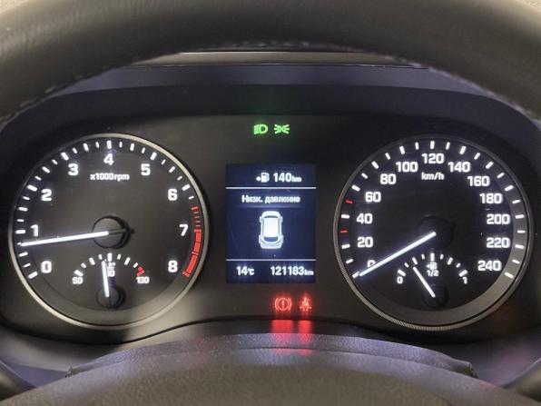 Hyundai Tucson III Рестайлинг с пробегом 2019 года, цена 1 979 000 рублей, 121183 км, внедорожник, Автокод Объявления
