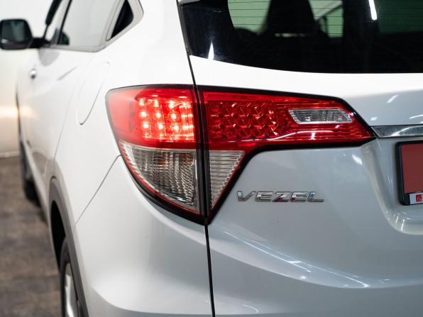 Honda Vezel I Рестайлинг с пробегом 2018 года, цена 1 720 000 рублей, 94700 км, внедорожник, Автокод Объявления