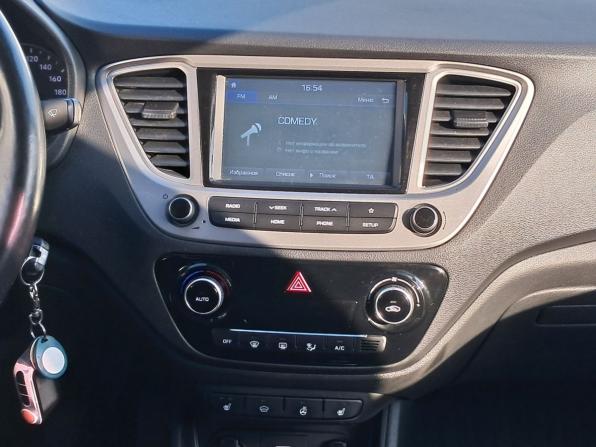 Hyundai Solaris II с пробегом 2019 года, цена 1 290 000 рублей, 144000 км, седан, Автокод Объявления
