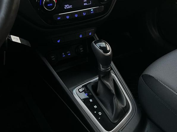 Hyundai Solaris II с пробегом 2017 года, цена 1 449 000 рублей, 96029 км, седан, Автокод Объявления