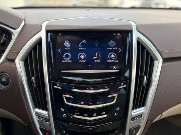 Cadillac SRX II Рестайлинг с пробегом 2013 года, цена 1 765 000 рублей, 73000 км, внедорожник, Автокод Объявления