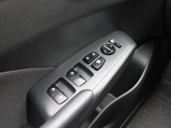 Hyundai Solaris II Рестайлинг с пробегом 2021 года, цена 1 769 000 рублей, 38922 км, седан, Автокод Объявления