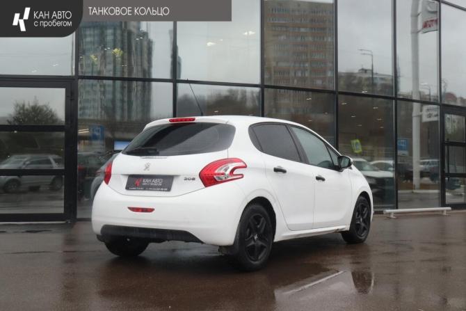 Peugeot 208 I с пробегом 2013 года, цена 420 000 рублей, 176000 км, хэтчбек, Автокод Объявления