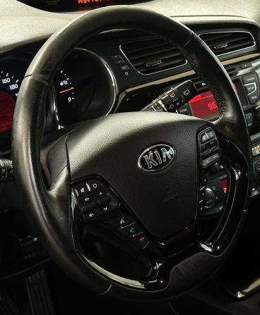 Kia Ceed II с пробегом 2015 года, цена 1 150 000 рублей, 201939 км, универсал, Автокод Объявления
