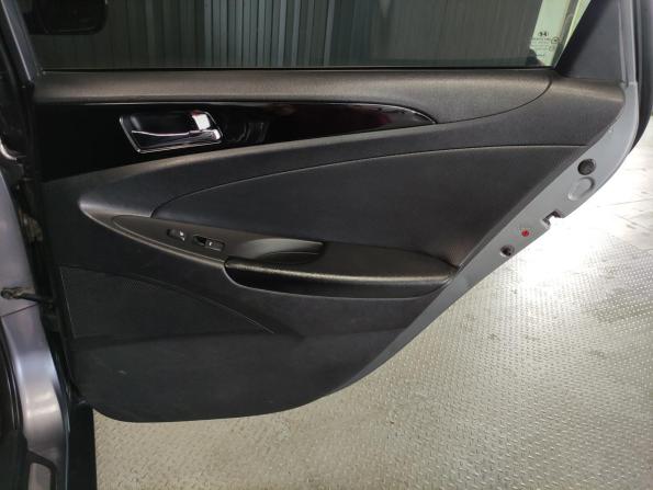 Hyundai Sonata VI (YF) с пробегом 2012 года, цена 875 000 рублей, 219345 км, седан, Автокод Объявления