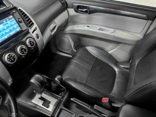 Mitsubishi Pajero Sport II Рестайлинг с пробегом 2014 года, цена 1 820 000 рублей, 292000 км, внедорожник, Автокод Объявления