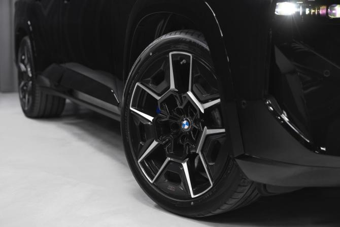 Новый BMW XM 2023 года, цена 24 000 000 рублей, внедорожник, Автокод Объявления