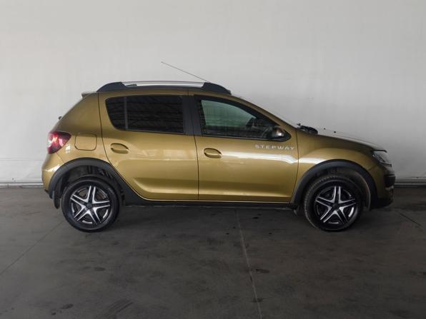 Renault Sandero II с пробегом 2018 года, цена 1 199 000 рублей, 95829 км, хэтчбек, Автокод Объявления