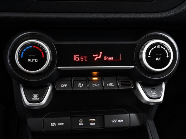 Kia Rio IV с пробегом 2018 года, цена 1 299 000 рублей, 147602 км, хэтчбек, Автокод Объявления
