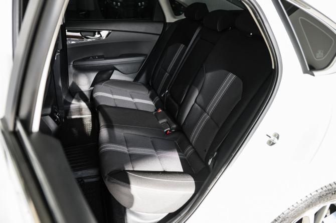 Kia Cerato IV Рестайлинг с пробегом 2021 года, цена 2 280 000 рублей, 89443 км, седан, Автокод Объявления